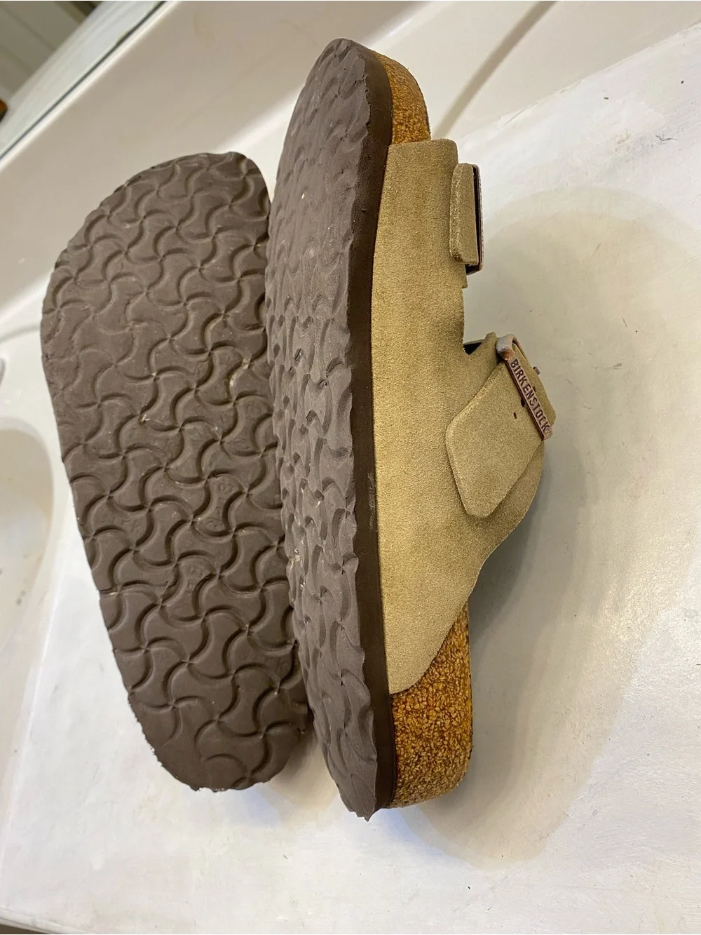 Birkenstock Arizona Size 42. Women Size 11, Men’s Size 9 good condition